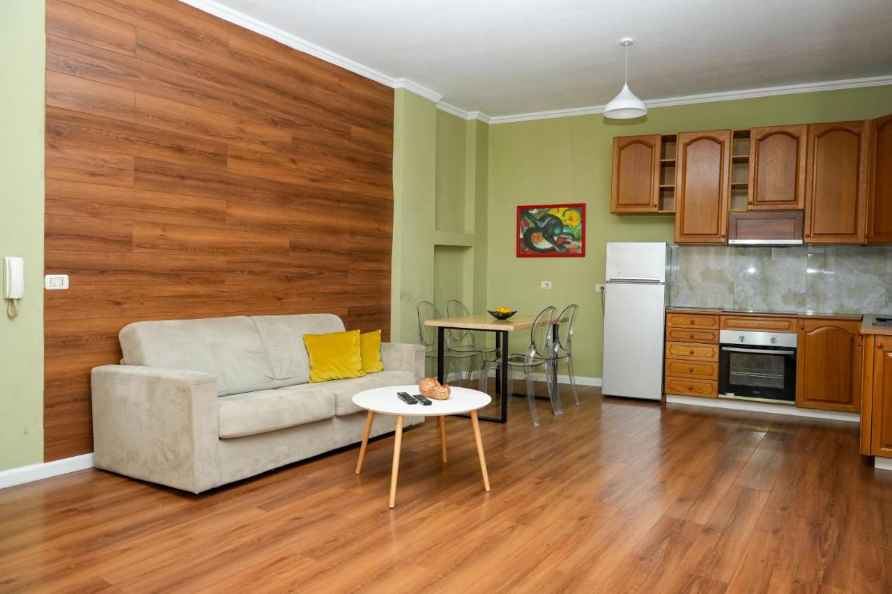 Cozy Apartment In The Heart Of Tirana ! Dış mekan fotoğraf